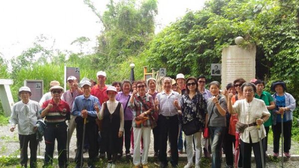 Folks from Miaoli Visit Holy Mountain