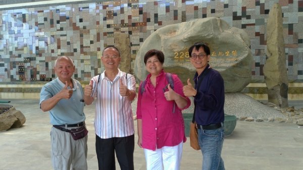 Folks From Taipei & Taoyuan Visits Holy Mountain