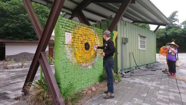 Spiritual Painting on Permeable Brick Series