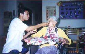 b71.JPG (18143 個位元組)