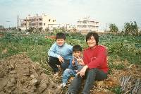 Thumb047.jpg (75057 bytes)