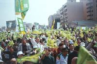 Thumb013.jpg (65821 bytes)