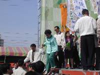 Thumb044.jpg (55061 bytes)