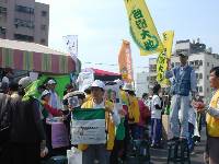 Thumb051.jpg (63598 bytes)