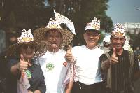 Thumb014.jpg (48932 bytes)