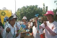 Thumb026.jpg (61408 bytes)