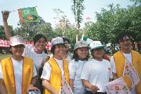 Thumb057.jpg (72061 bytes)