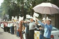 Thumb063.jpg (69436 bytes)