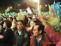 Thumb011.jpg (60701 bytes)