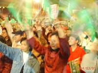 Thumb012.jpg (54430 bytes)