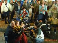 Thumb035.jpg (69679 bytes)