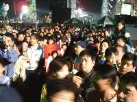 Thumb033.jpg (72502 bytes)