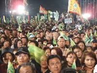 Thumb038.jpg (81038 bytes)