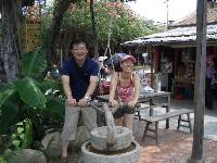 Thumb006.jpg (79651 bytes)