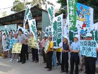 Thumb072.jpg (91410 bytes)