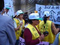 IMG_3327.JPG (132285 bytes)