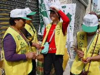 DSC05471.JPG (146478 bytes)