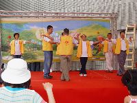 DSC05782.JPG (130053 bytes)