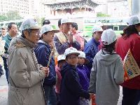 DSC07050.JPG (129516 bytes)