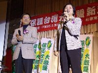 0220-042.JPG (137141 bytes)