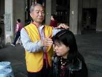 0227-020.JPG (98048 bytes)