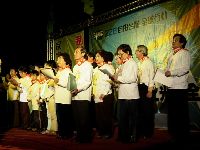 0228-041.JPG (101771 bytes)