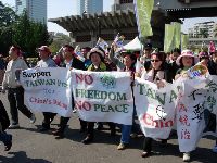 0306-006.JPG (137169 bytes)