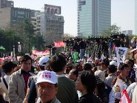 0306-013.JPG (126232 bytes)