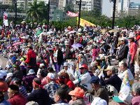 0306-014.JPG (181439 bytes)