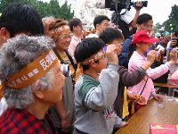 0326_33.JPG (138426 bytes)