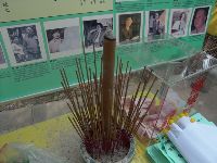 0326peace_021.JPG (114867 bytes)