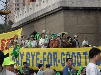 0326peace_045.JPG (129743 bytes)