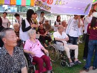 0430_011.JPG (150440 bytes)