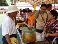 0430_017.JPG (128724 bytes)