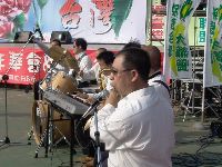 0430_030.JPG (132186 bytes)