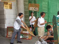 Action_030.JPG (127598 bytes)