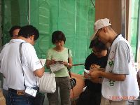 Action_044.JPG (94986 bytes)