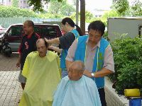 activities_002.JPG (132878 bytes)