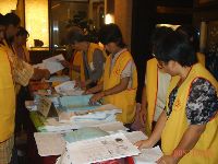 Ocean voice_001.JPG (105011 bytes)