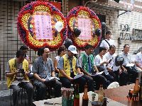 mourn ROC_010.JPG (176573 bytes)