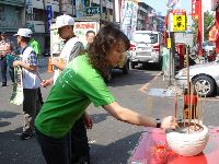 jheng-ren_014.JPG (150157 bytes)