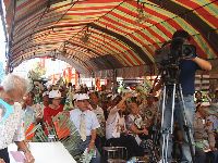 jheng-ren_054.JPG (174902 bytes)