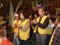 president_016.JPG (76396 bytes)