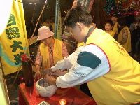 president_017.JPG (70177 bytes)