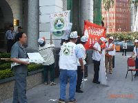 lawbreaker_004.JPG (133122 bytes)