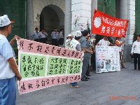 lawbreaker_010.JPG (136146 bytes)