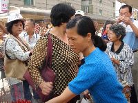 1106_008.JPG (96565 bytes)