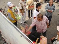 1106_016.JPG (79855 bytes)