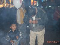 1124_027.JPG (89264 bytes)