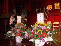 music_006.JPG (73971 bytes)